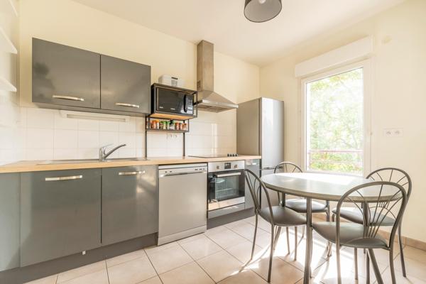 Appartement
         3 pièces
        - 63 m² Exclusivité 185 000 € *