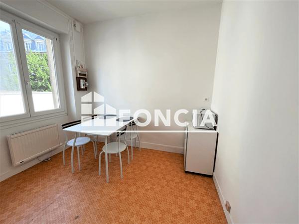 Location Studio meublé 33.48 m² - 2 RUE DE LA FERRIERE PERCY Flers 61100