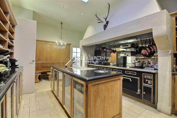 A vendre-Ville d'Avray- demeure de prestige de 511 m²