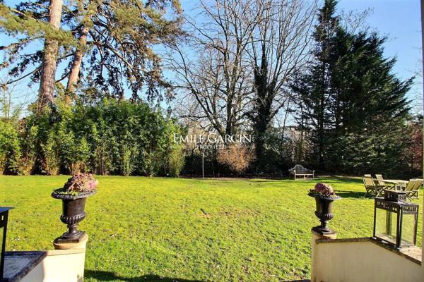 A vendre-Ville d'Avray- demeure de prestige de 511 m²