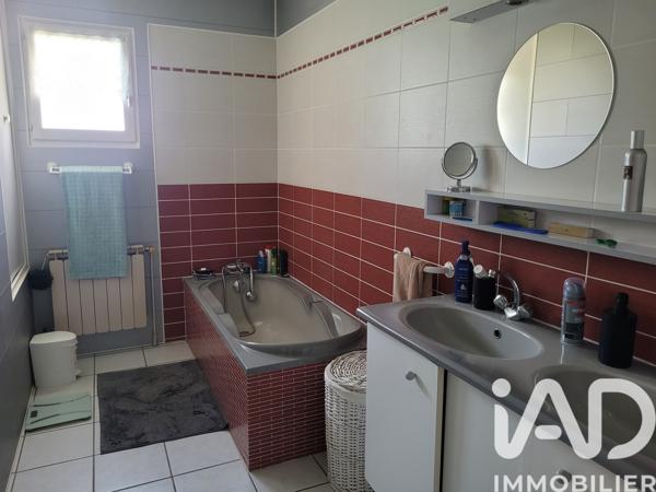 Maison à vendre 7 pièces 133 m² Toulon-sur-Arroux