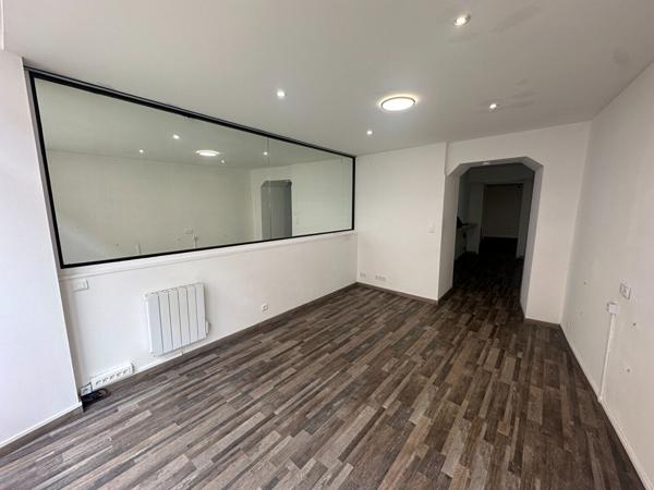 A louer Local commercial Gaillac 93 m2