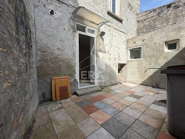 Maison  de ville Angerville 4 pièce(s) 135 m2