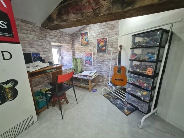 Charmante maison de ferme en pierre 120mé à Lesterps (16) 🌿✨134 375€