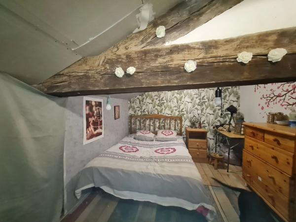 Charmante maison de ferme en pierre 120mé à Lesterps (16) 🌿✨134 375€