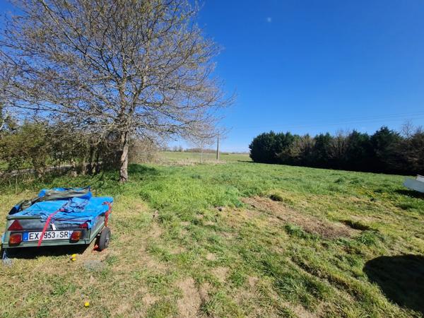 Charmante maison de ferme en pierre 120mé à Lesterps (16) 🌿✨134 375€