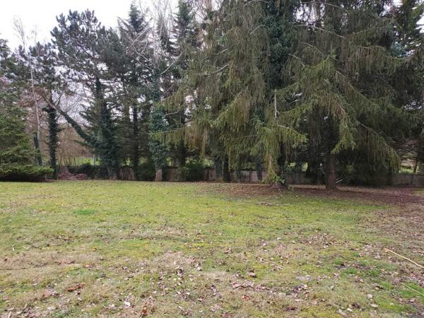 Maison d'habitation de 186 m2 proche centre de Breteuil 4 chambres