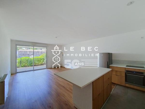 LARMOR-PLAGE : Appartement T3 récent avec terrasse et garage