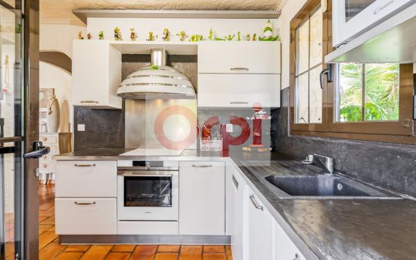 Maison à vendre    4 pièces • 91 m2 Saint-Laurent-du-Var