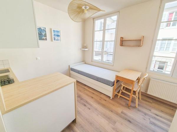 Location / Studio meublé