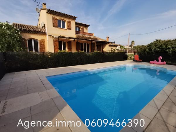 À vendre - Maison individuelle, 5 pièces située à Puget-sur-Argens (83480)