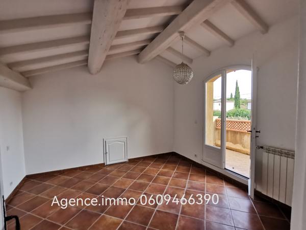 À vendre - Maison individuelle, 5 pièces située à Puget-sur-Argens (83480)
