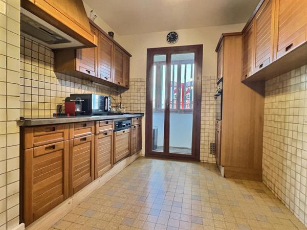 A vendre appartement de type 4 avec  possibilité d'un Box à Marseille 13010 - Quartier du Parc du 26° Centenaire.