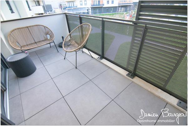 Appartement T3 récent avec terrasse et garage – Cessy