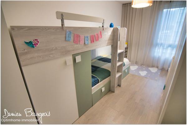 Appartement T3 récent avec terrasse et garage – Cessy