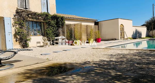 À vendre Immeuble 201 m² - Le Pontet 84130