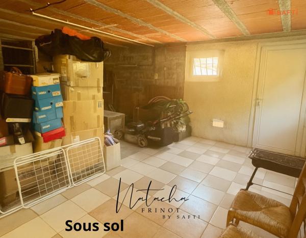 Un cocon entretenu avec soin, à quelques minutes à pied du cœur de Fronton. Charme, calme et potentiel vous attendent