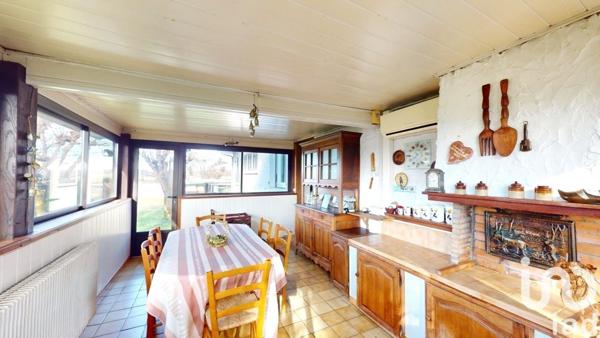 Maison traditionnelle 5 pièces de 158 m² à Lons (64140)