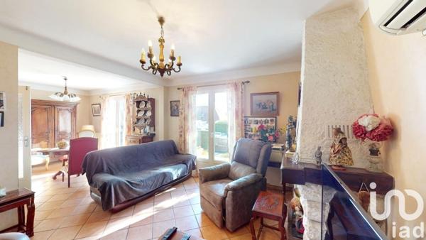 Maison traditionnelle 5 pièces de 158 m² à Lons (64140)