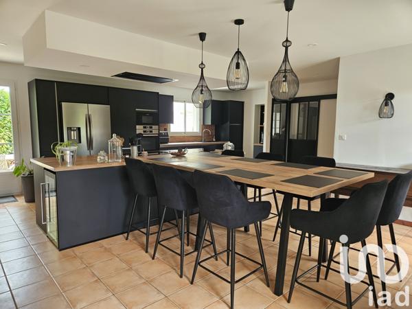 Maison à vendre 9 pièces 193 m² Ars