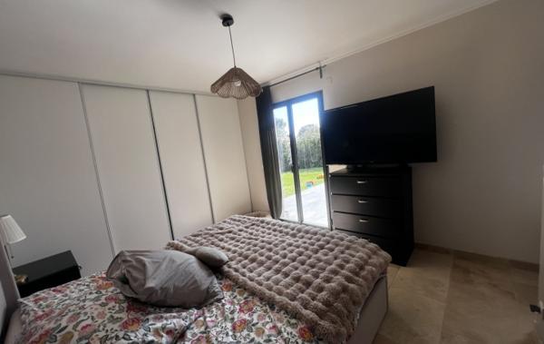 Vente Villa Plain pied avec piscine neuf Saint-gilles   