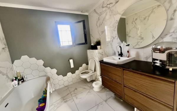 Vente Villa Plain pied avec piscine neuf Saint-gilles   