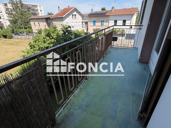 Location Appartement 5 pièces 105.6 m² - 07 rue de l'Oiselet Bourgoin-jallieu 38300
