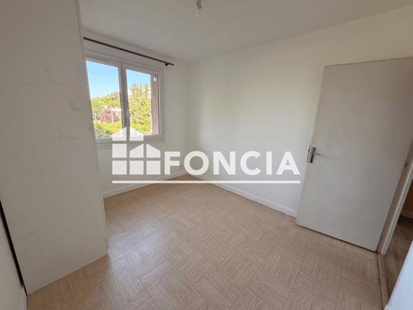 Location Appartement 5 pièces 105.6 m² - 07 rue de l'Oiselet Bourgoin-jallieu 38300