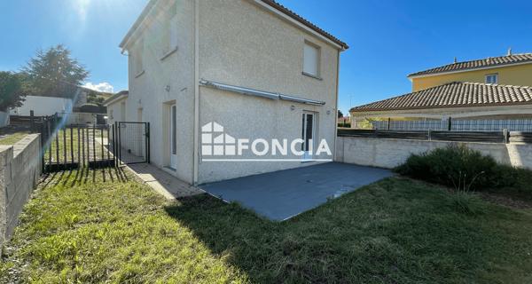 Location Maison 5 pièces 102.18 m² - Les Martres-de-veyre 63730