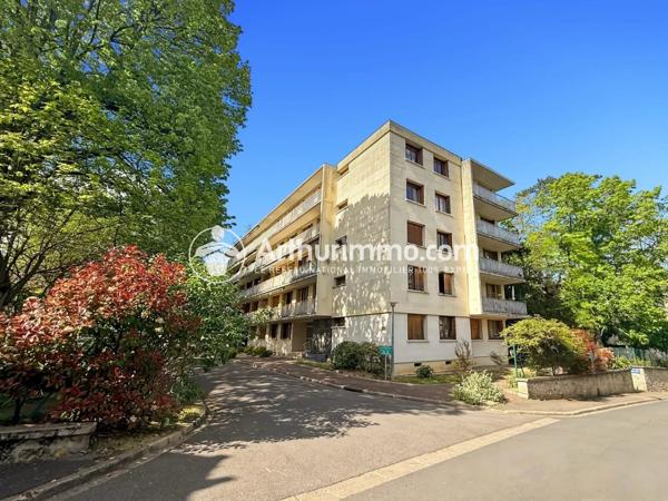Vente Appartement 5 pièces 106 m2 à Évry-Courcouronnes