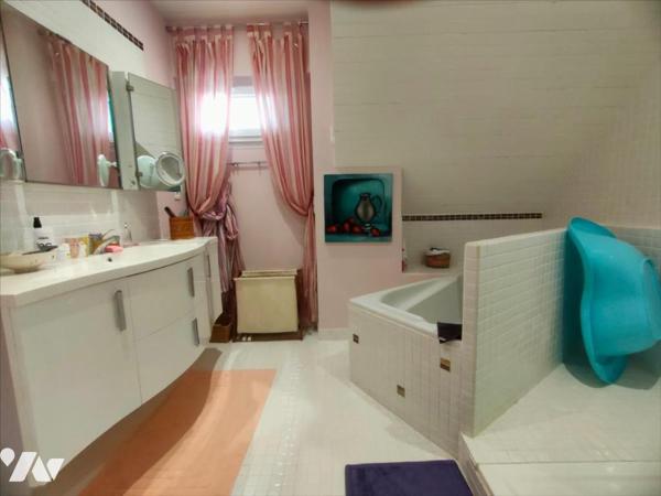 VUE SUR MER et sur l'ENTRÉE du PORT