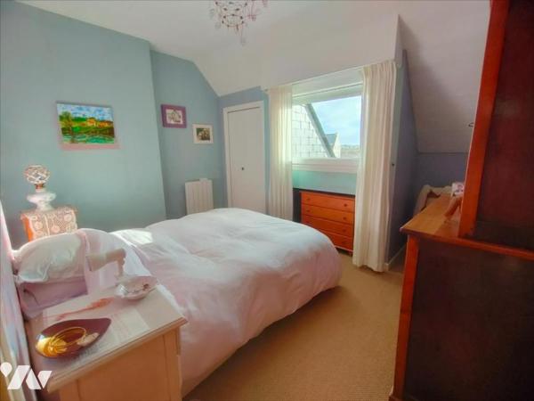 VUE SUR MER et sur l'ENTRÉE du PORT