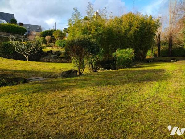 VUE SUR MER et sur l'ENTRÉE du PORT