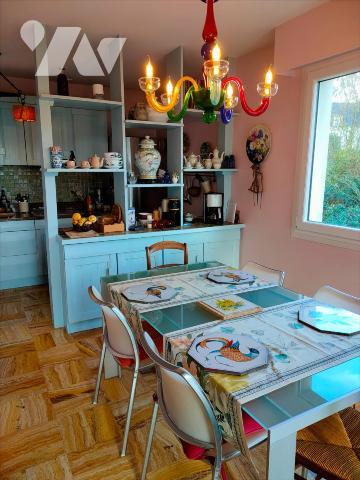 VUE SUR MER et sur l'ENTRÉE du PORT