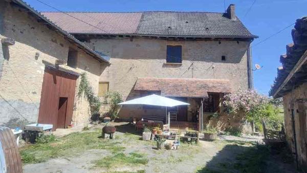 Maison à vendre |  Thiviers |  4 pièces | 75 m²