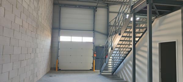 Local D’activité 240m² – Cholet