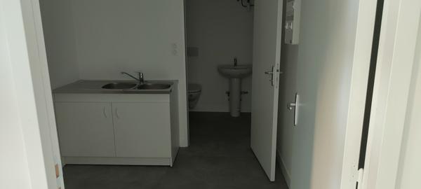 Local D’activité 240m² – Cholet