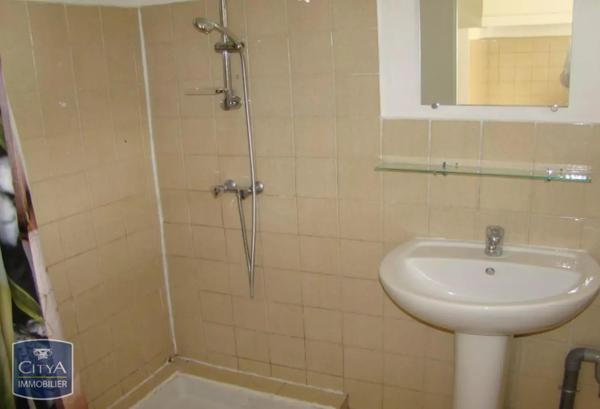 Appartement à louer 1 pièce 27m²