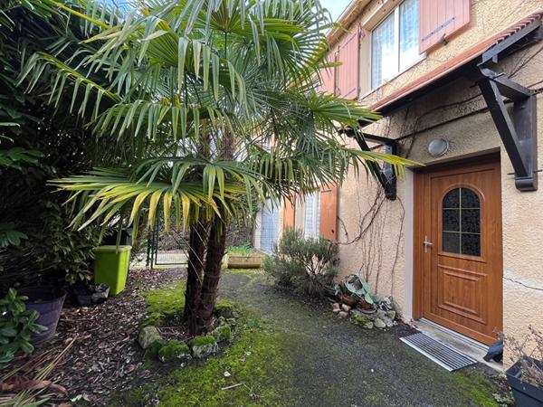 A vendre Maison 4 chambres avec jardin et garage située à Trélissac 108 m2