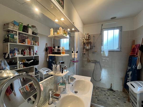 A vendre Maison 4 chambres avec jardin et garage située à Trélissac 108 m2