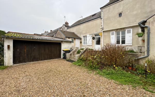 Maison à vendre    6 pièces • 148,21 m2 La Chapelle-Saint-Mesmin