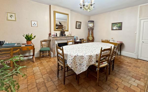 Maison à vendre    6 pièces • 148,21 m2 La Chapelle-Saint-Mesmin