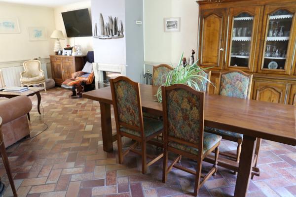 Montmorency (95160) MONTMORENCY 95160 MAISON T7 INDEPENDANTE AVEC JARDIN