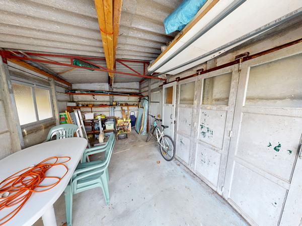 Maison plain-pied Saint Denis De L Hotel 4 pièce(s) 80 m2