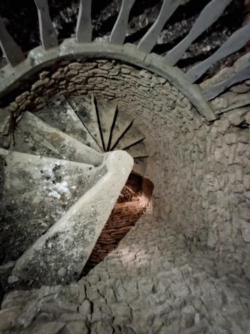 ANCIEN CORPS DE FERME RENOVE AVEC DEPENDANCES ET PRAIRIES ATTENANTES