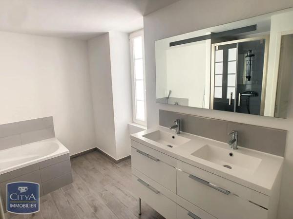 Appartement à louer 3 pièces 58m²