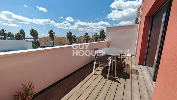 A VENDRE - CANET EN ROUSSILLON - Duplex de prestige 3 pièces avec vue panoramique, terrasses et garage.
