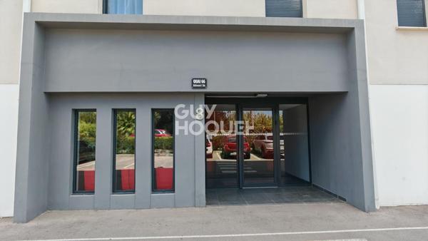 A VENDRE - CANET EN ROUSSILLON - Duplex de prestige 3 pièces avec vue panoramique, terrasses et garage.