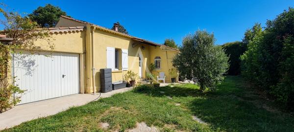 VILLA DE PLAIN PIED LUMINEUSE CERESTE EN LUBERON TERRAIN CLOS GARAGE DEPENDANCE