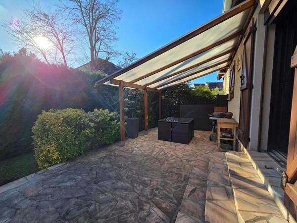 Charmante maison familiale avec jardin, au coeur de Chambly